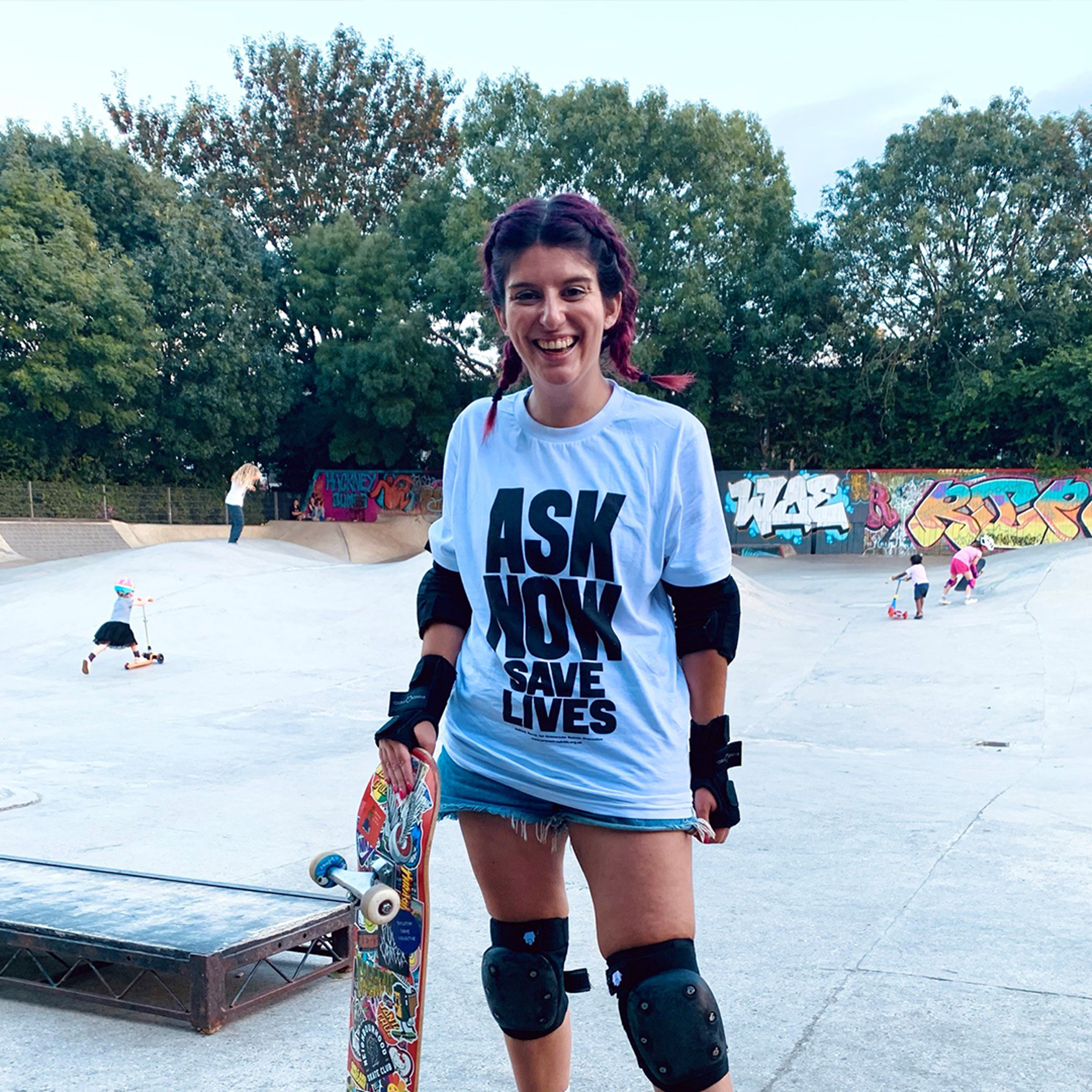 Skateboarding helps me manage my bipolar - Amber's story